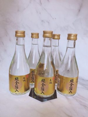 Sake vảy vàng
